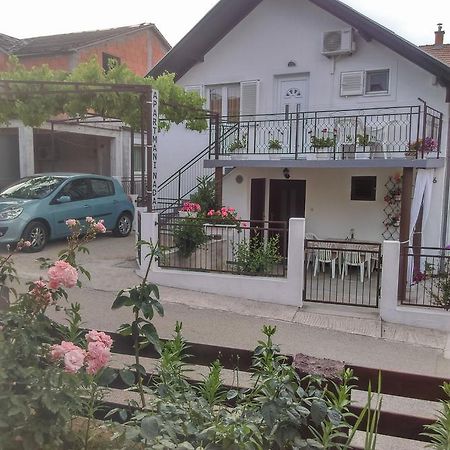 Nada Apartment Bilice Luaran gambar