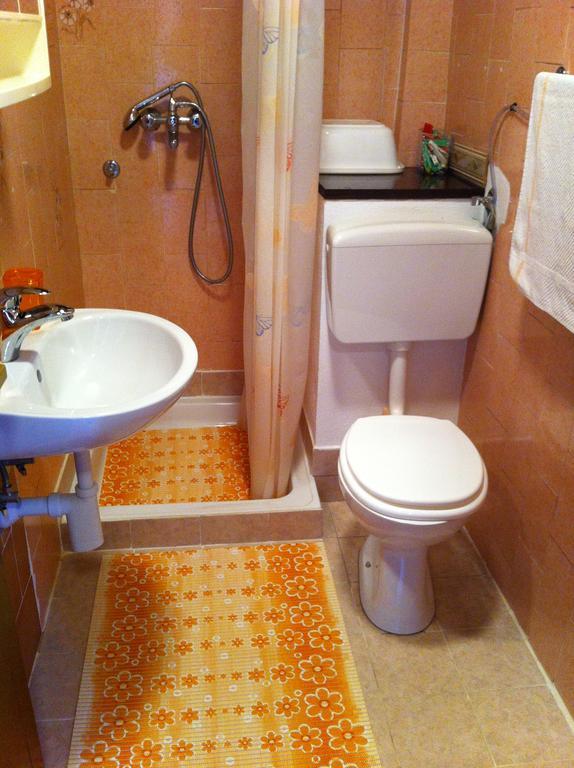 Nada Apartment Bilice Luaran gambar